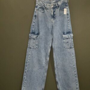 Old Navy Women Baggy Cargo Jeans Extra High Rise  Ski Hi Wide Leg Size 4